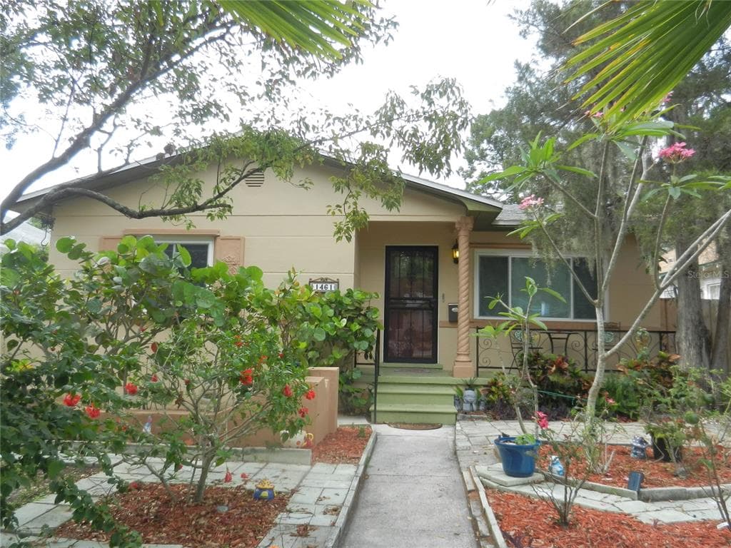 1461 28TH AVENUE N ST PETERSBURG, FL 33704