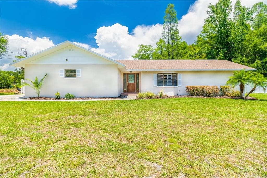 17933 EAGLE LANE LUTZ, FL 33558