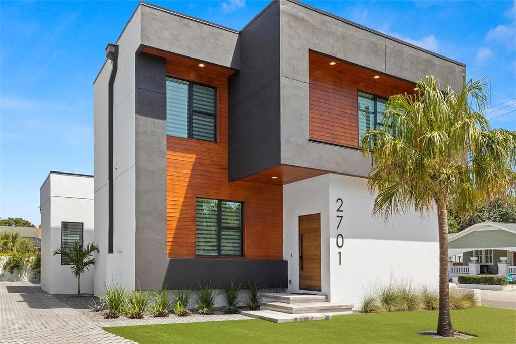 2701 N POPLAR AVENUE TAMPA, FL 33602
