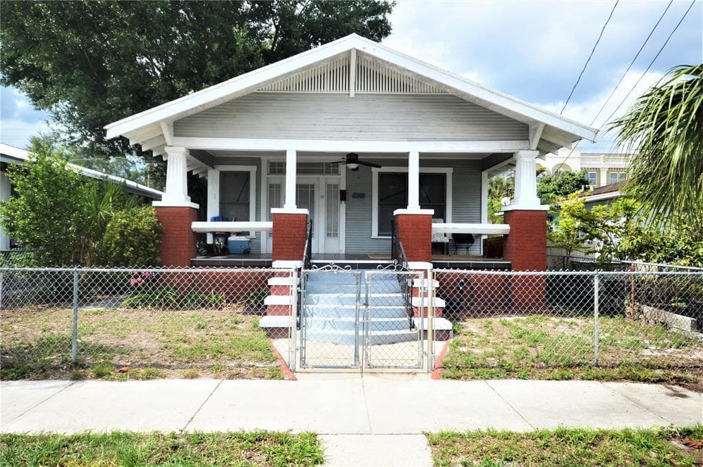 1308 HOLMES AVENUE TAMPA, FL 33605