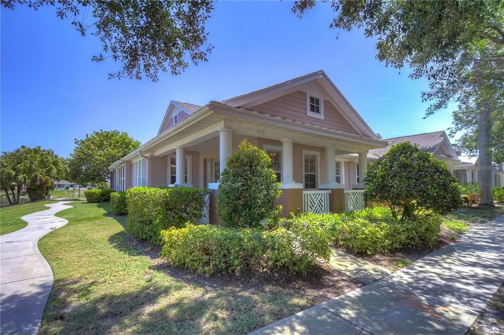 5517 GOLDEN ISLES DRIVE APOLLO BEACH, FL 33572