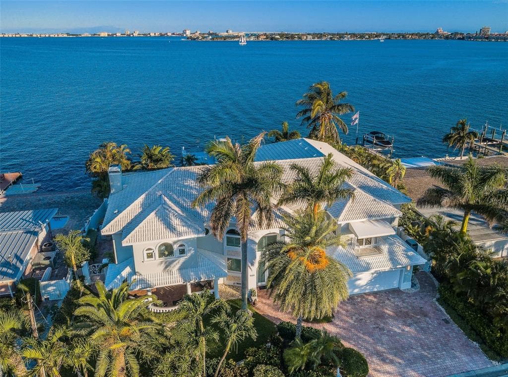 500 55TH AVENUE ST PETE BEACH, FL 33706