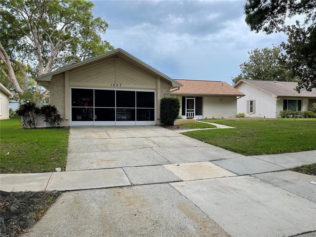 1657 GLENGARRY DRIVE PALM HARBOR, FL 34684