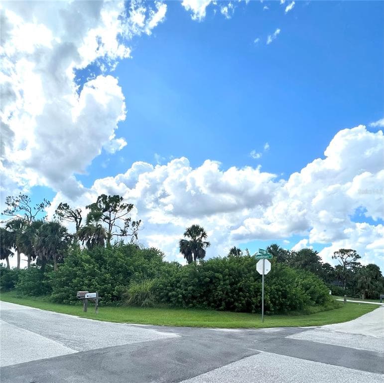 18482 GOODMAN CIRCLE PORT CHARLOTTE, FL 33948