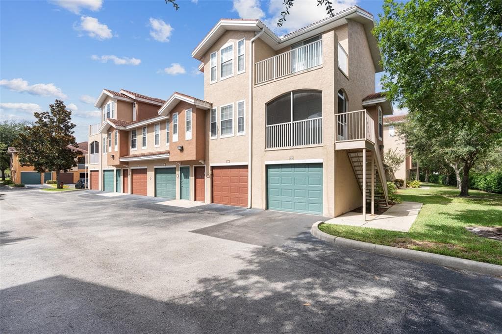 12110 POPPY FIELD LANE UNIT 108 ORLANDO, FL 32837