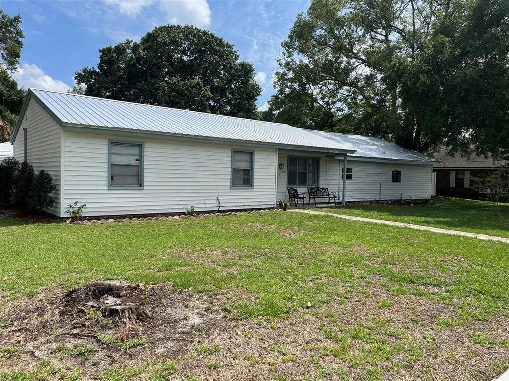 501 W MCLENDON STREET PLANT CITY, FL 33563