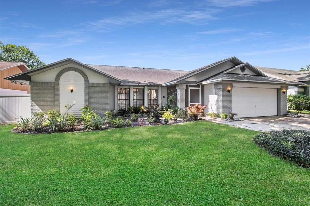 2604 SABLEWOOD DRIVE VALRICO, FL 33596