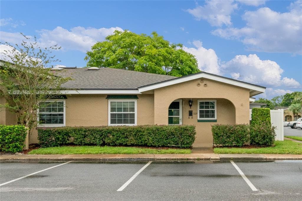 211 ESPLANADE WAY UNIT 109 CASSELBERRY, FL 32707