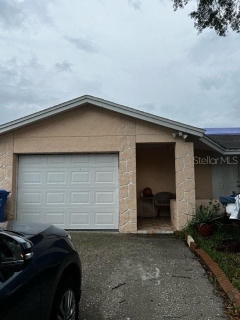 10202 BELLHURST COURT TAMPA, FL 33615