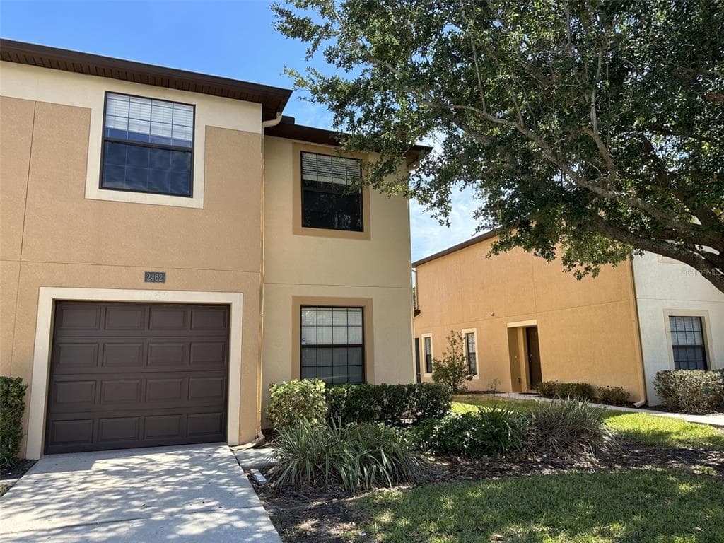 2462 EDGEWATER FALLS DRIVE BRANDON, FL 33511