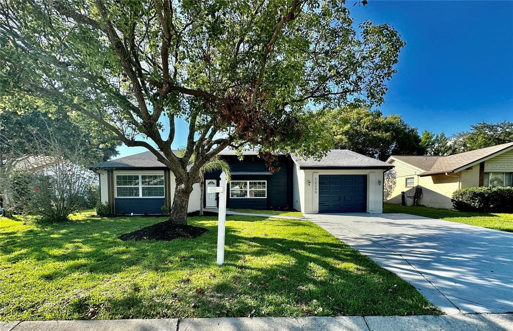 12209 BUTTONWOOD ROW HUDSON, FL 34667
