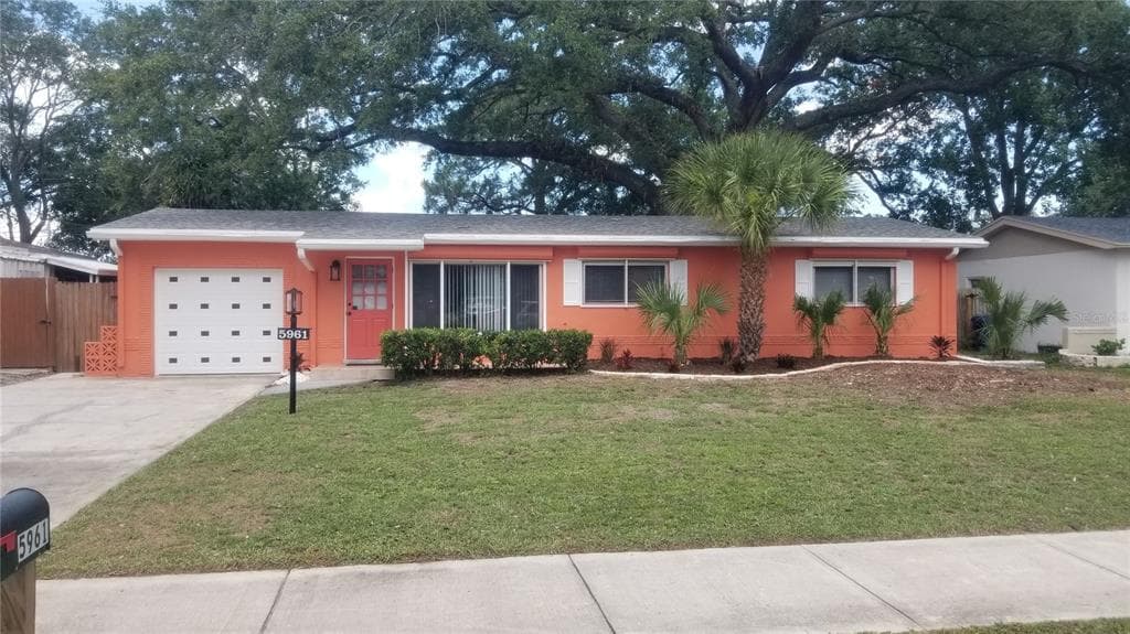 5961 40TH AVENUE N ST PETERSBURG, FL 33709