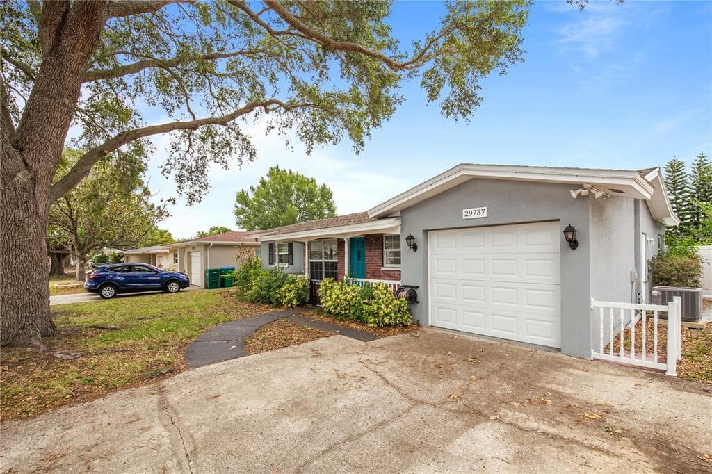 29737 SEACOL STREET CLEARWATER, FL 33761