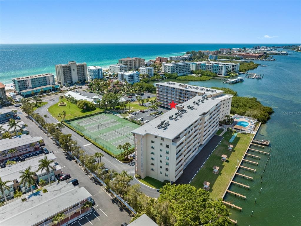 19451 GULF BOULEVARD UNIT 203 INDIAN SHORES, FL 33785