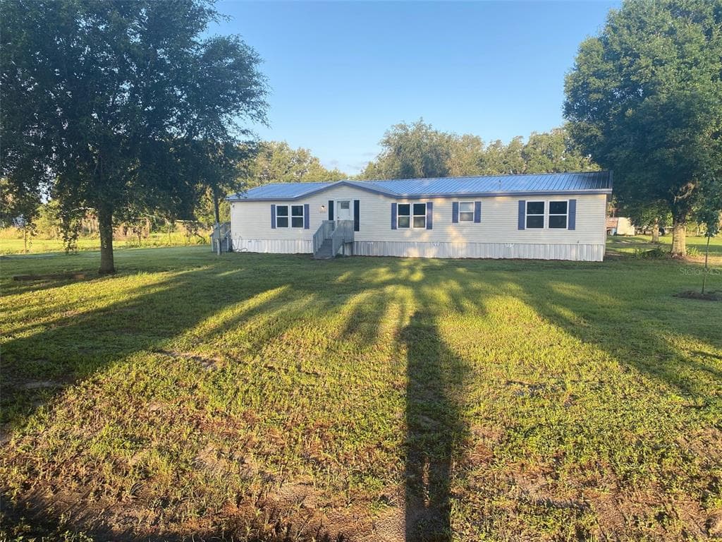 2805 ABBIE ALDERMANS WAY PLANT CITY, FL 33566
