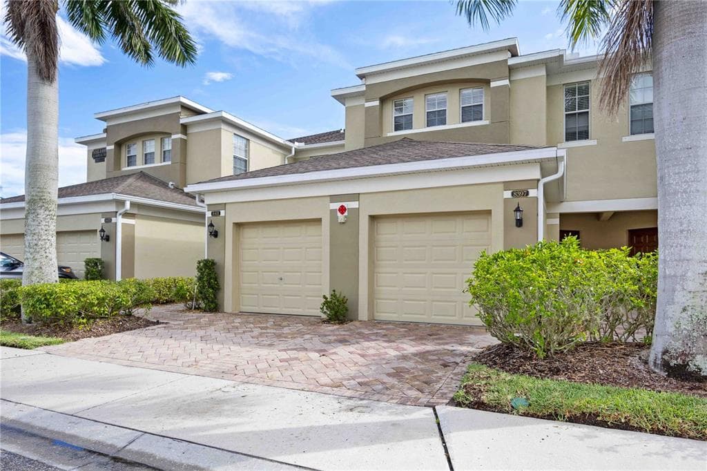 8397 KARPEAL DRIVE UNIT 904
