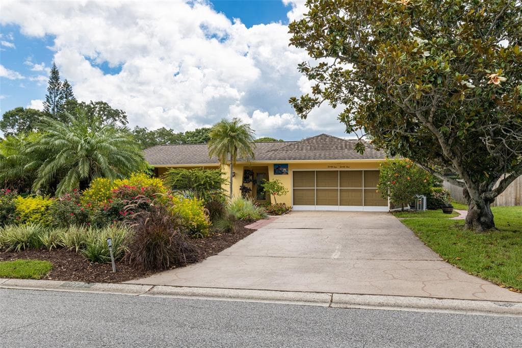 2121 SARAZEN DRIVE DUNEDIN, FL 34698