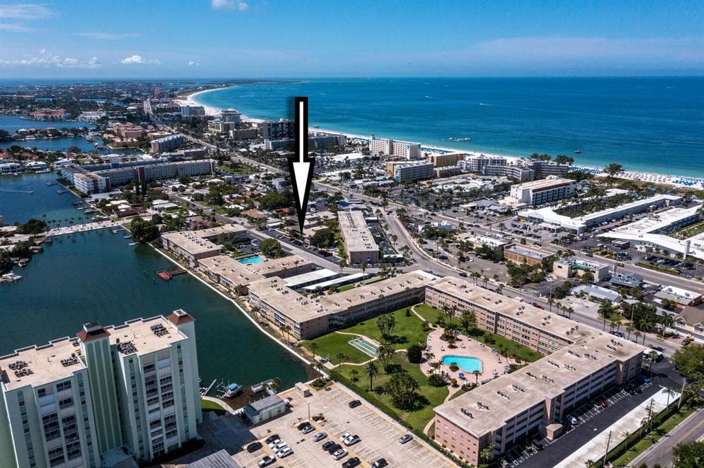 6000 2ND STREET E UNIT 15 ST PETE BEACH, FL 33706