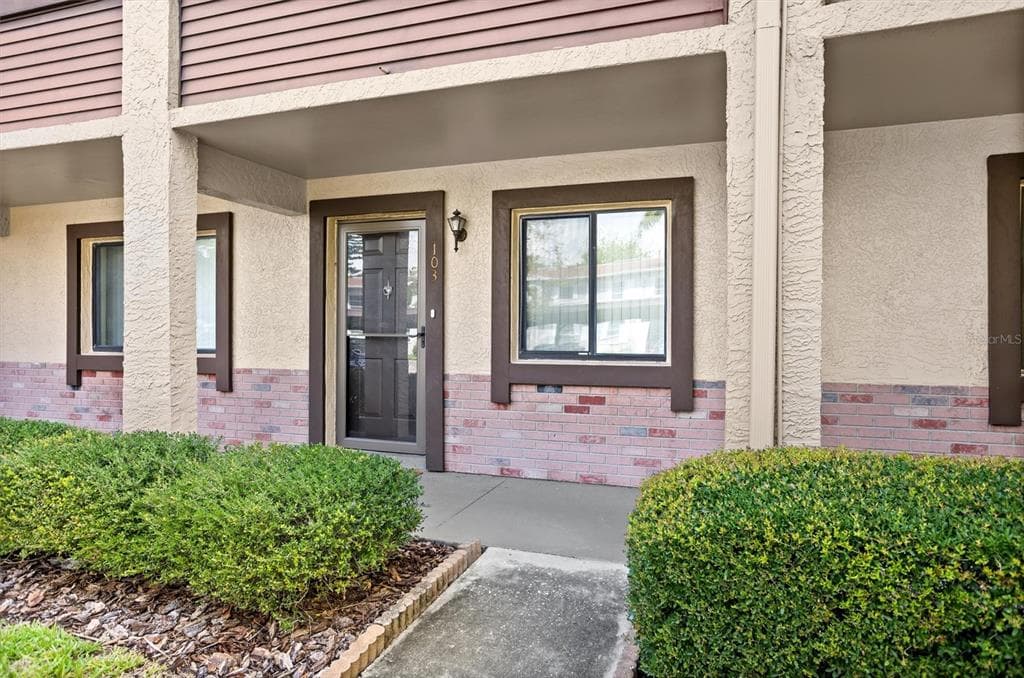 721 83RD AVENUE N UNIT 103 ST PETERSBURG, FL 33702