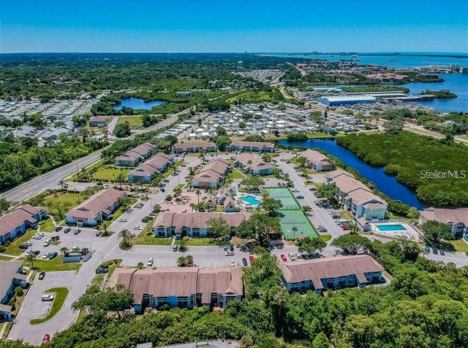 455 ALT 19 S UNIT 26 PALM HARBOR, FL 34683