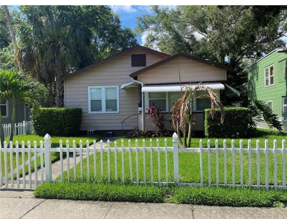 2621 4TH AVENUE S ST PETERSBURG, FL 33712