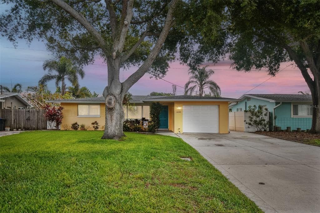 10349 BLOSSOM LAKE DRIVE