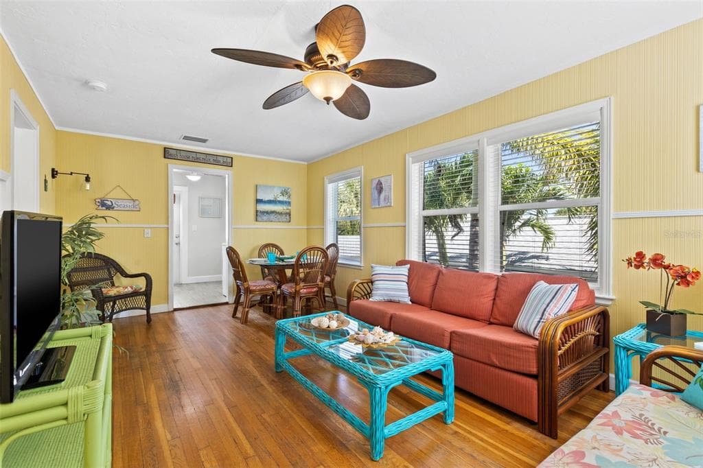 12240 GULF BOULEVARD UNIT 4 TREASURE ISLAND, FL 33706