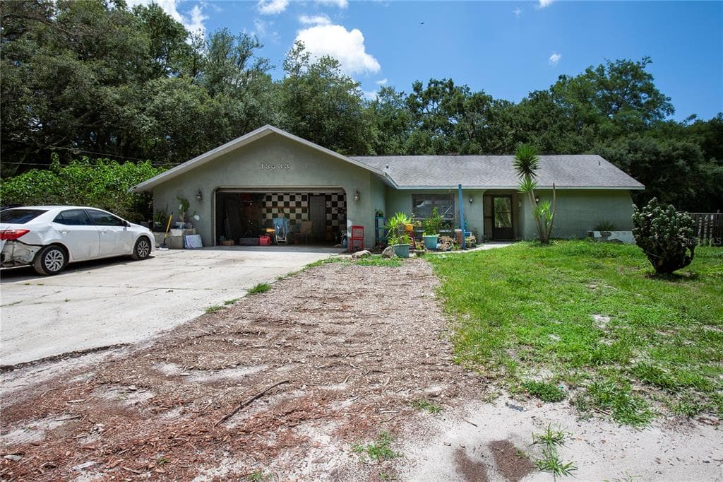 13033 BARNEY DRIVE HUDSON, FL 34669