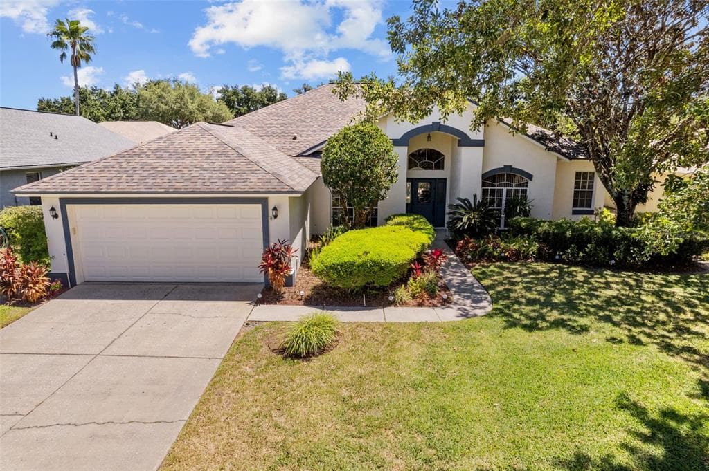 3522 AUTUMN GLEN DRIVE VALRICO, FL 33596