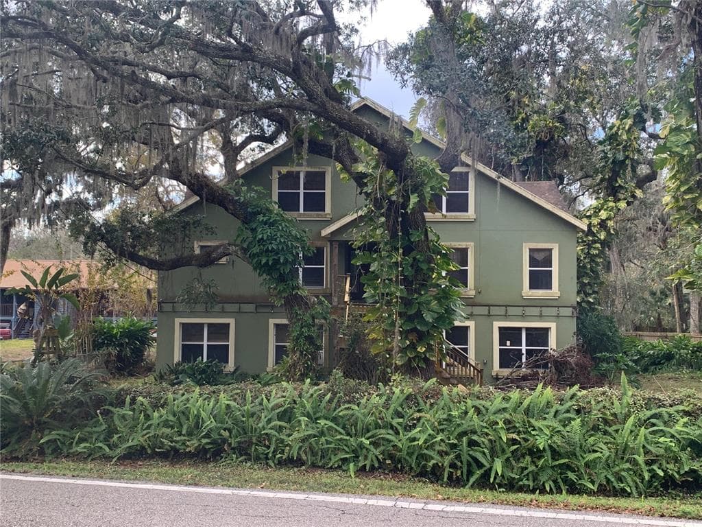 4623 JOHN MOORE ROAD BRANDON, FL 33511