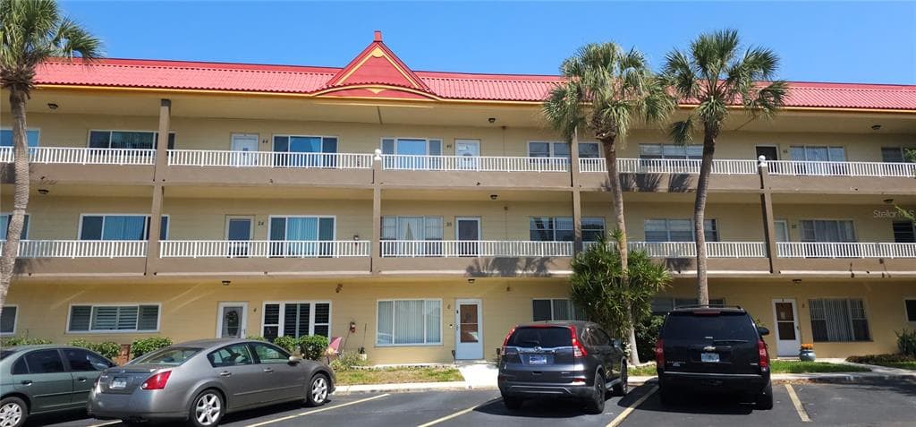 2402 ECUADORIAN WAY UNIT 26 CLEARWATER, FL 33763
