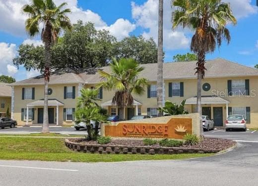 5035 SUNRIDGE PALMS DRIVE UNIT 204 TAMPA, FL 33617