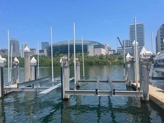 8 CRIMSON HARBOUR MARINA UNIT 8 TAMPA, FL 33602