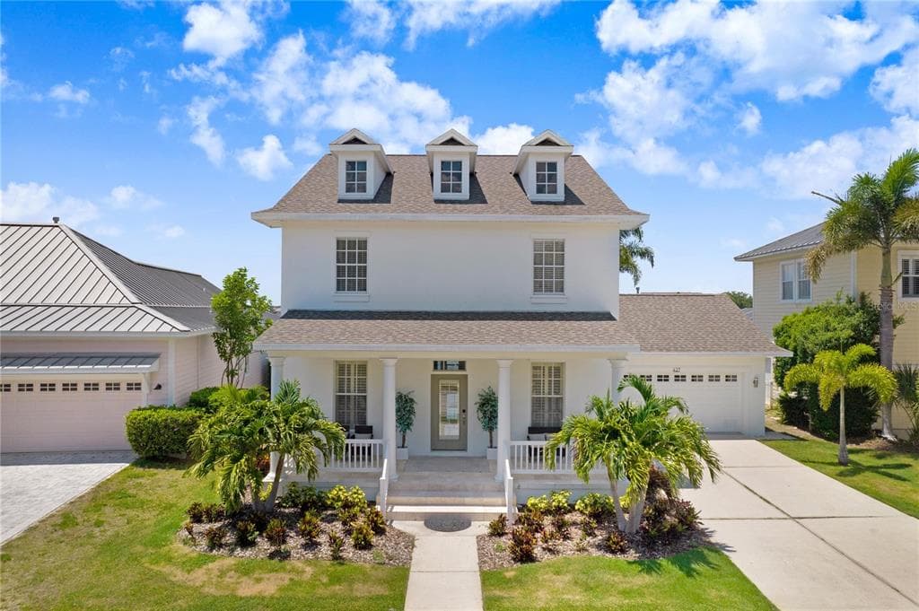 427 MANNS HARBOR DRIVE APOLLO BEACH, FL 33572