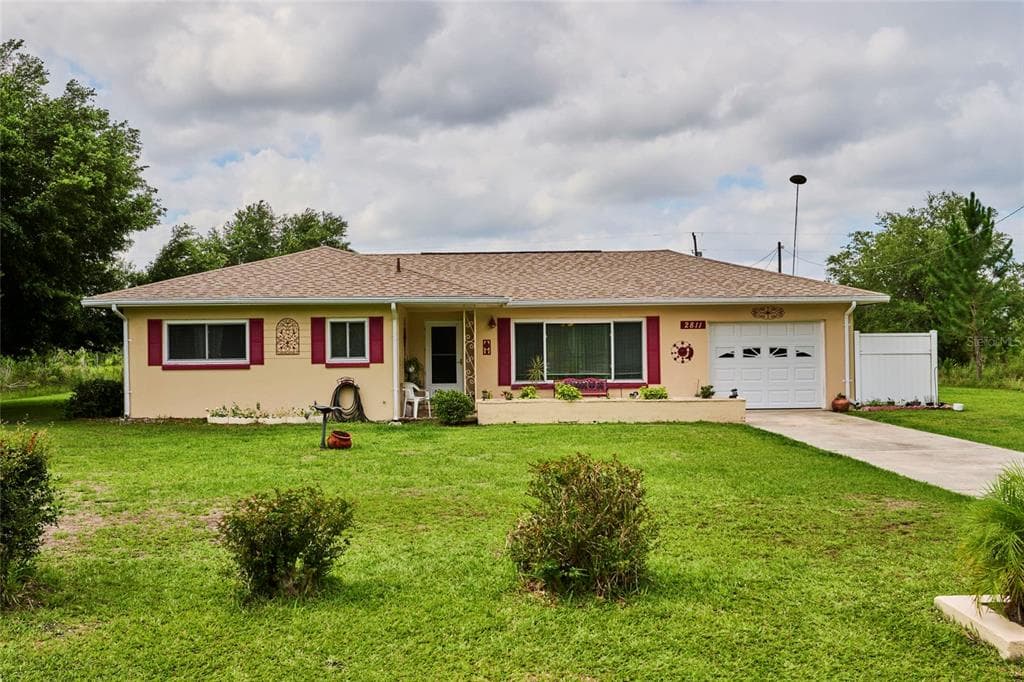 2811 VALENCIA DRIVE INDIAN LAKE ESTATES, FL 33855