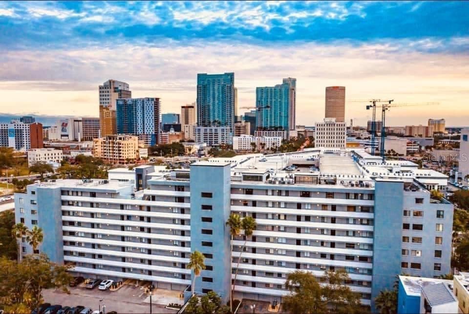 201 W LAUREL STREET UNIT 705 TAMPA, FL 33602