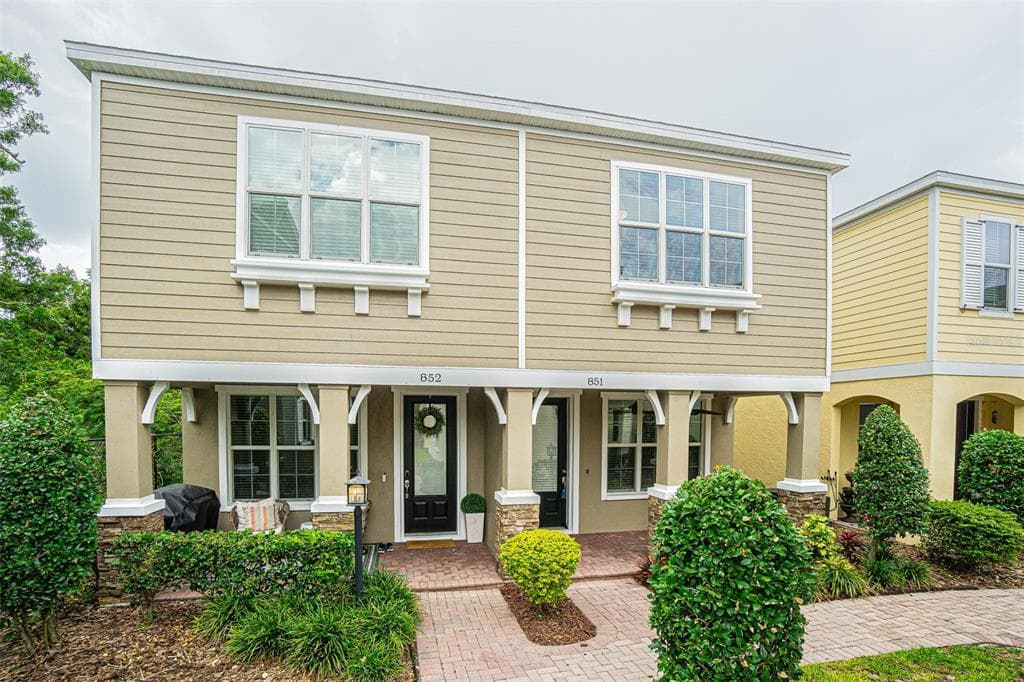 851 AURORA WAY