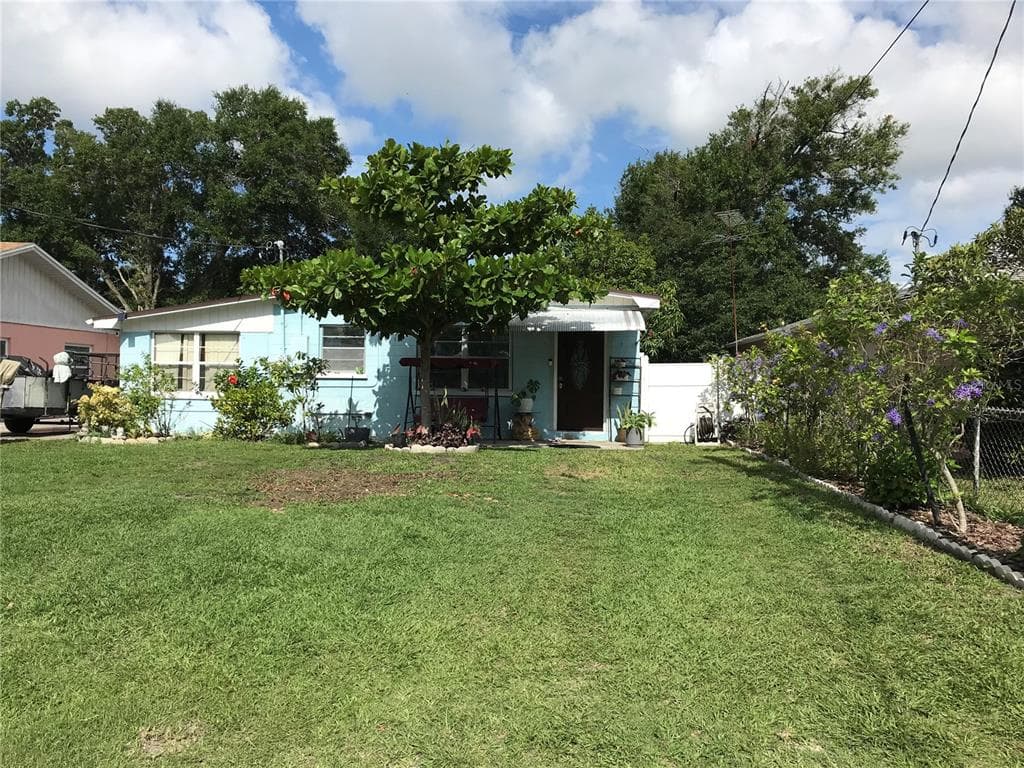 7214 N HUBERT AVENUE TAMPA, FL 33614