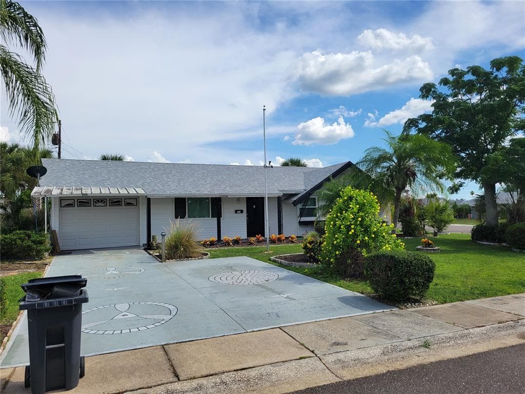 714 CYPRESS PLACE SUN CITY CENTER, FL 33573