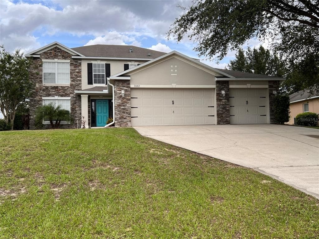 1802 FOREST GLEN DRIVE FRUITLAND PARK, FL 34731