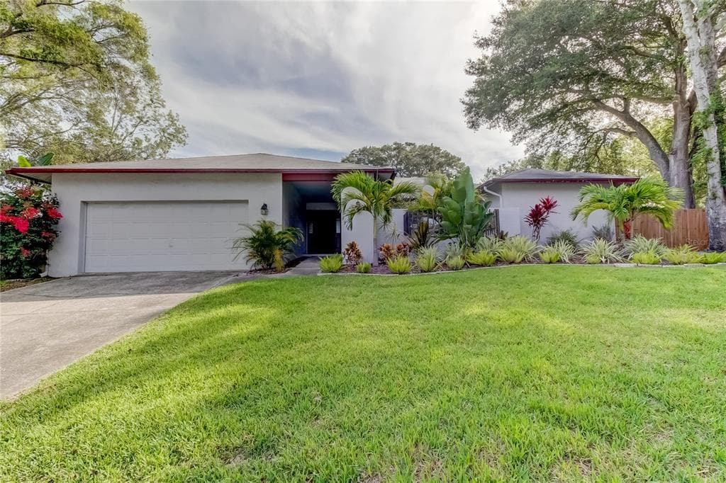 370 MERAVAN COURT PALM HARBOR, FL 34683