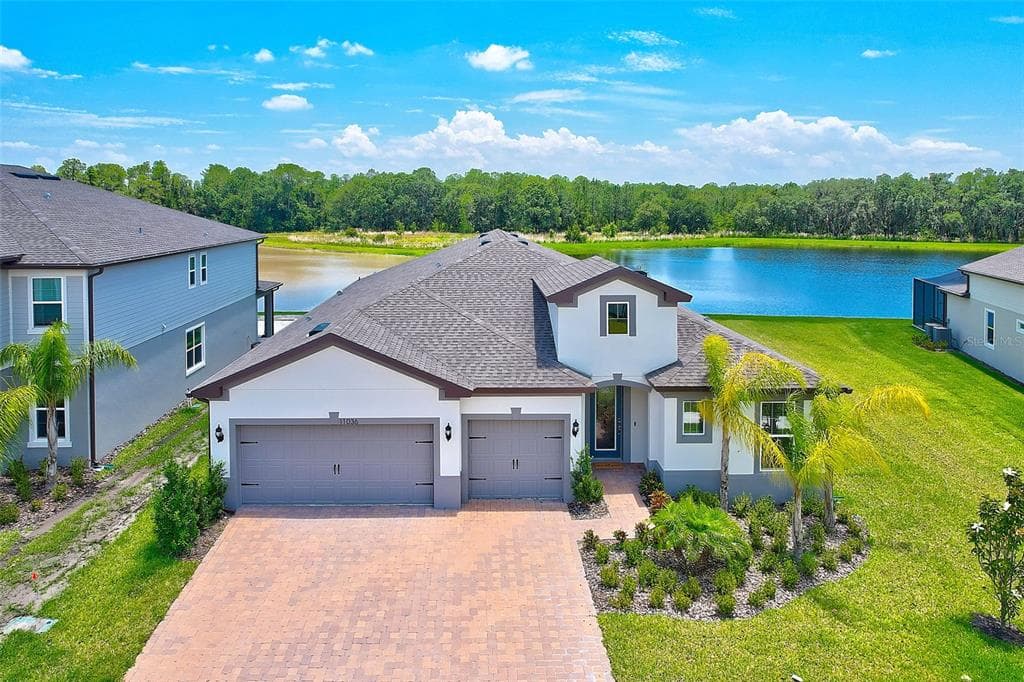 11036 SUNDRIFT DRIVE TAMPA, FL 33647