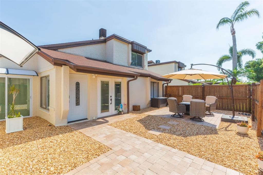 2055 SUNSET POINT ROAD UNIT 4001 CLEARWATER, FL 33765