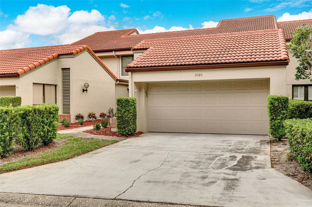 3080 BRAELOCH CIRCLE E UNIT 3080 CLEARWATER, FL 33761