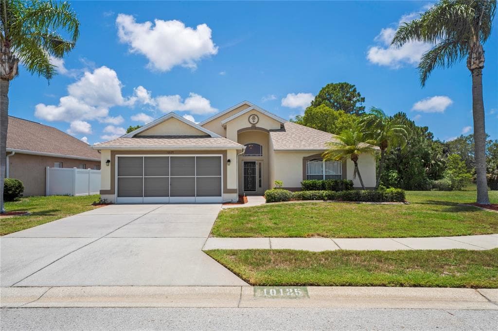 10125 PEOPLES LOOP PORT RICHEY, FL 34668