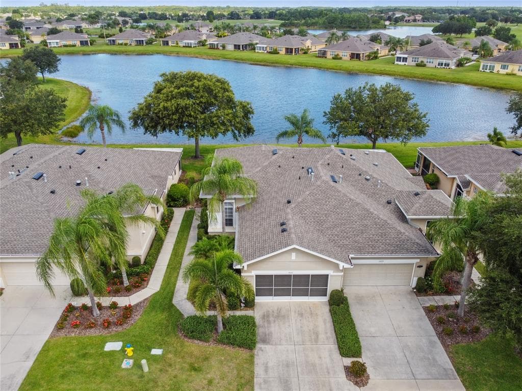 2025 SIFIELD GREENS WAY SUN CITY CENTER, FL 33573