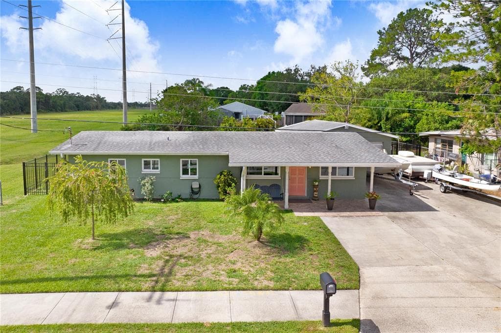 442 COUNTRY CLUB DRIVE OLDSMAR, FL 34677