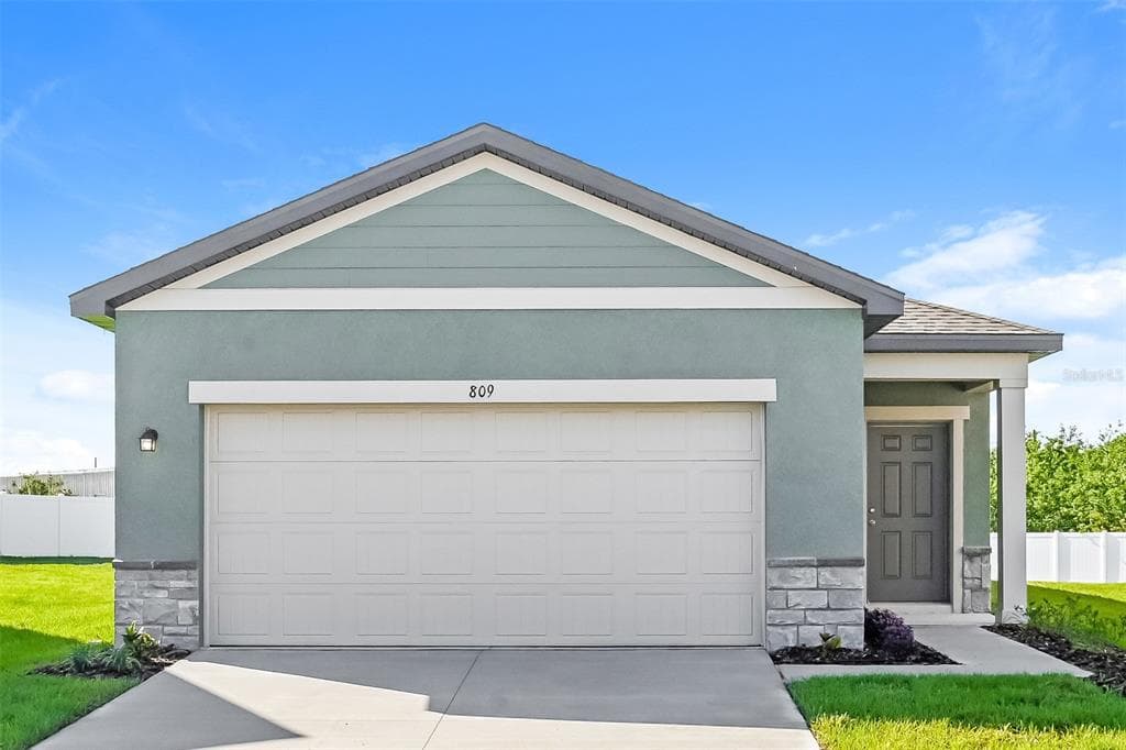 809 KINGS PINE COURT RUSKIN, FL 33570