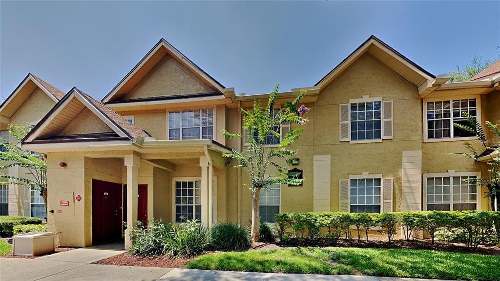 826 GRAND REGENCY POINTE UNIT 201 ALTAMONTE SPRINGS, FL 32714