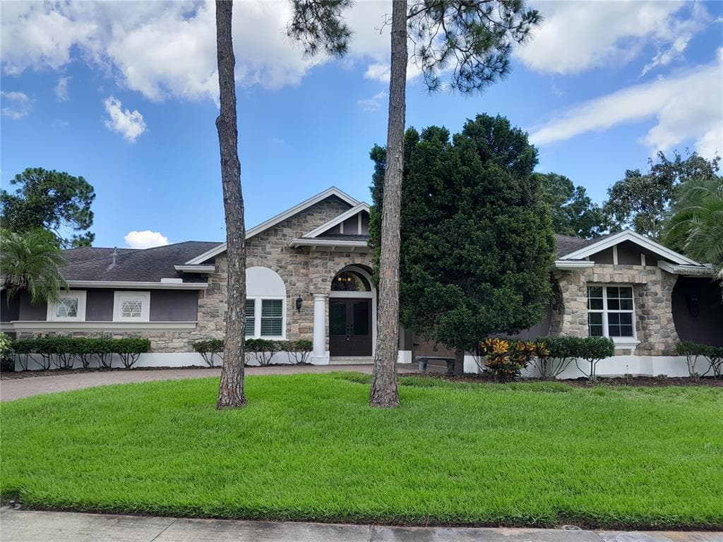 1400 75TH CIRCLE NE ST PETERSBURG, FL 33702